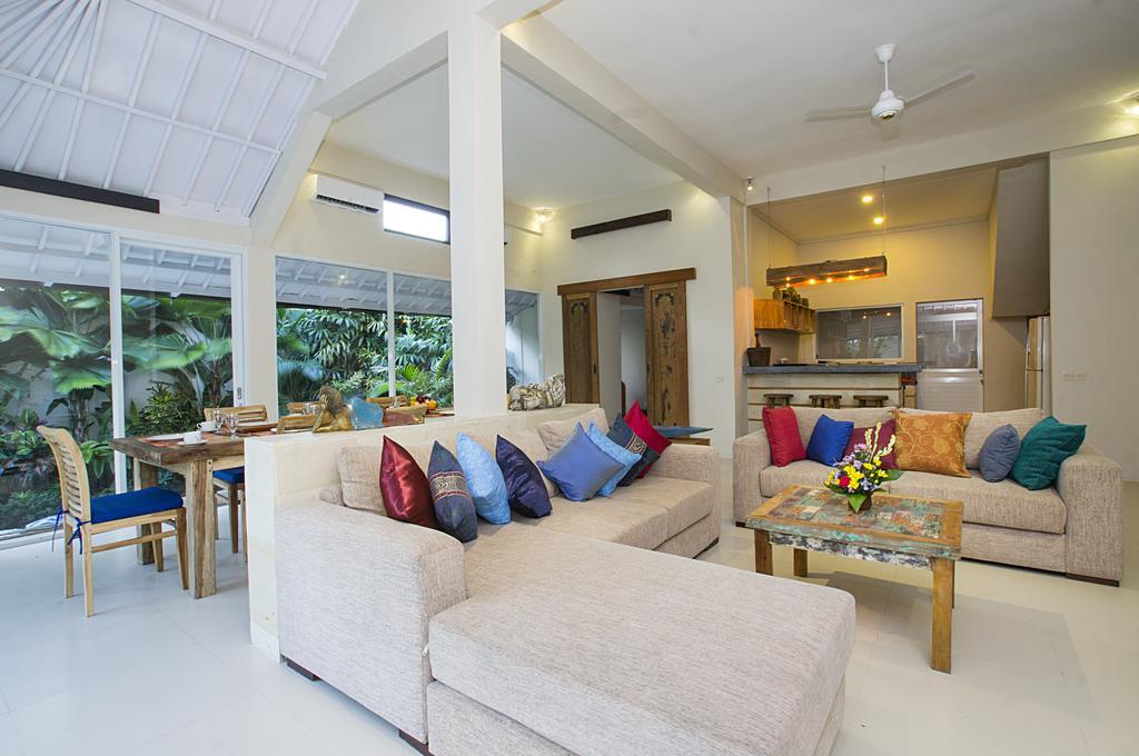 Villa Arushi Seminyak  Luaran gambar
