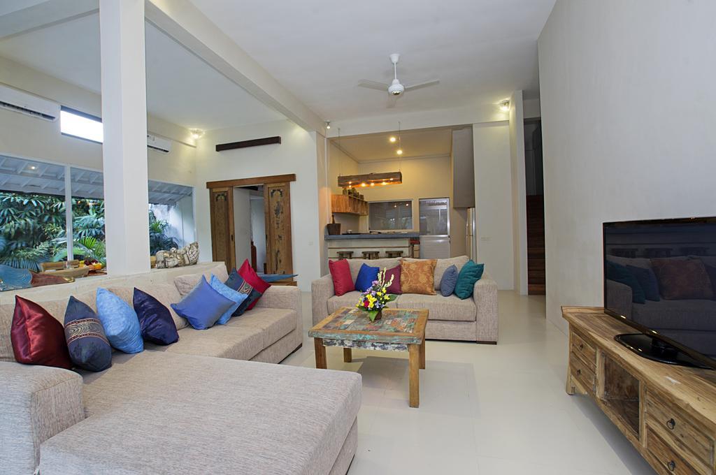 Villa Arushi Seminyak  Luaran gambar