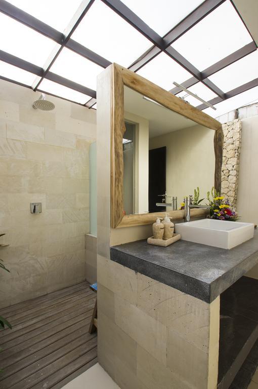 Villa Arushi Seminyak  Luaran gambar