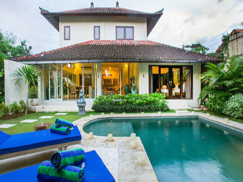 Villa Arushi Seminyak  Luaran gambar