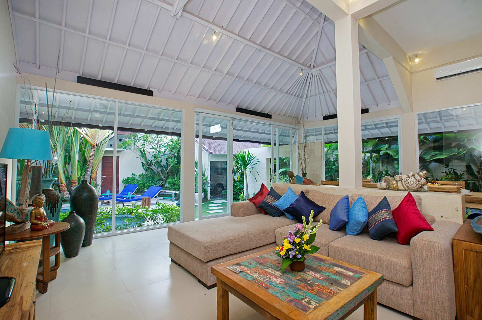 Villa Arushi Seminyak  Luaran gambar