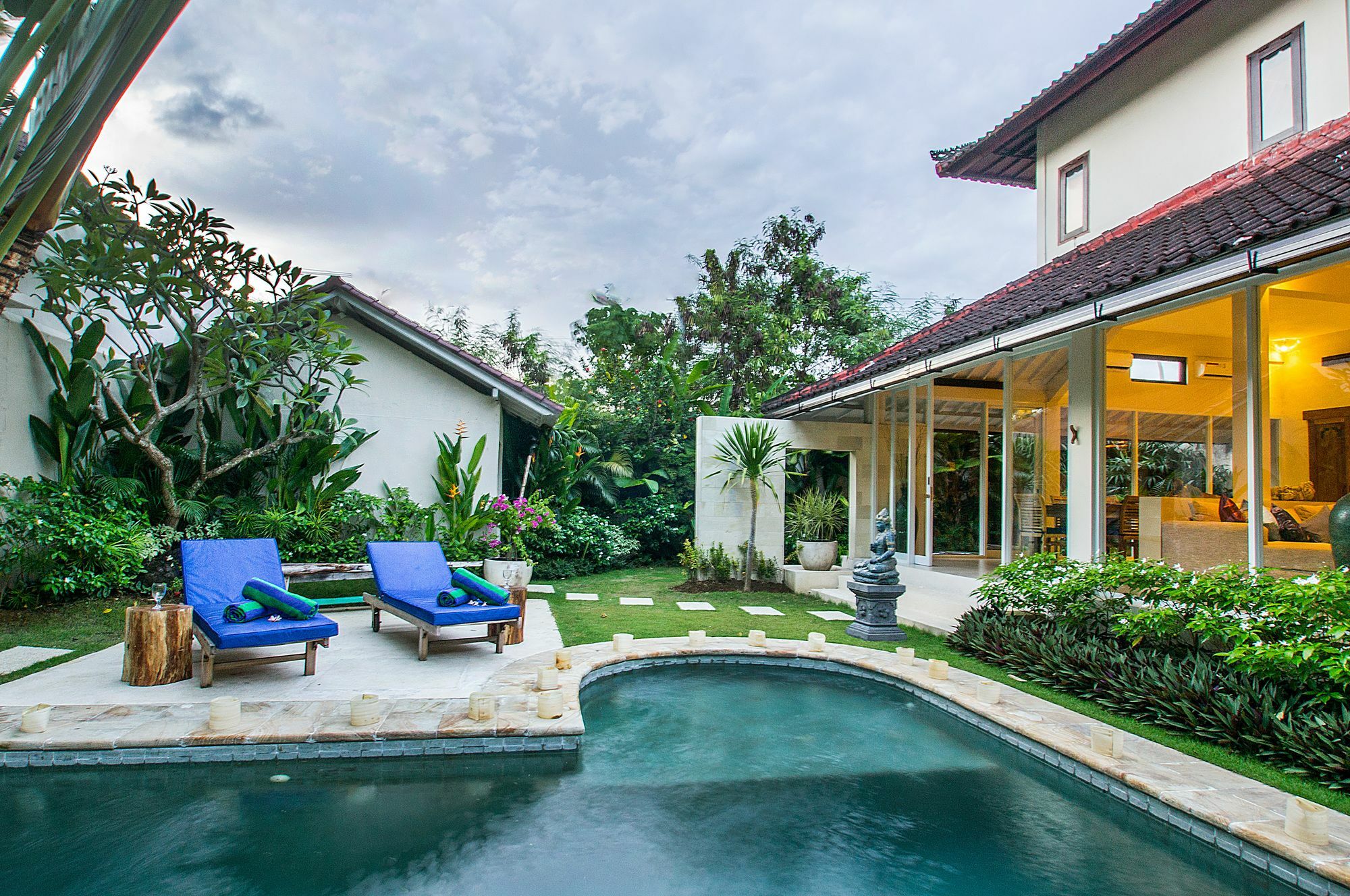 Villa Arushi Seminyak  Luaran gambar