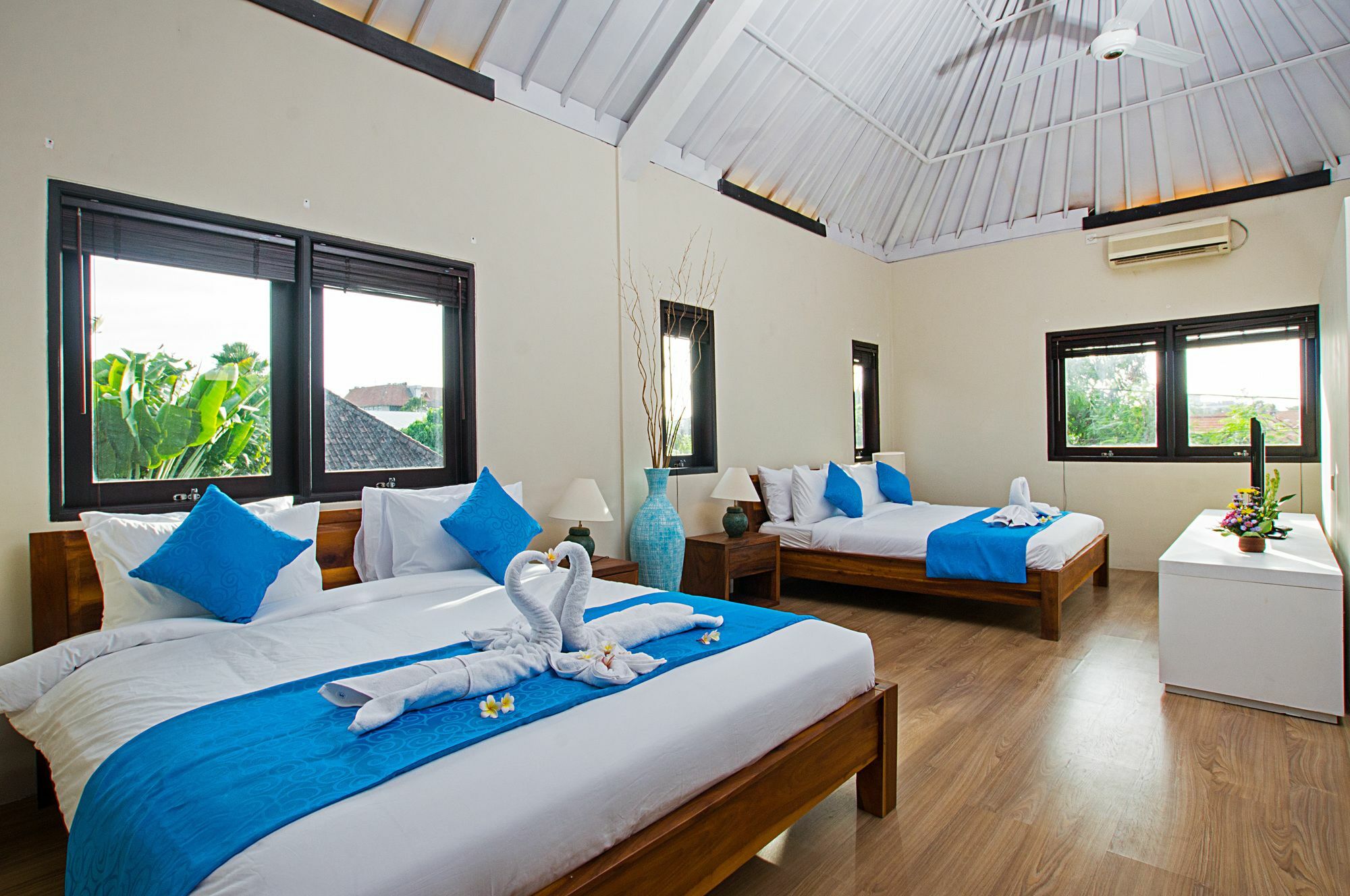 Villa Arushi Seminyak  Luaran gambar